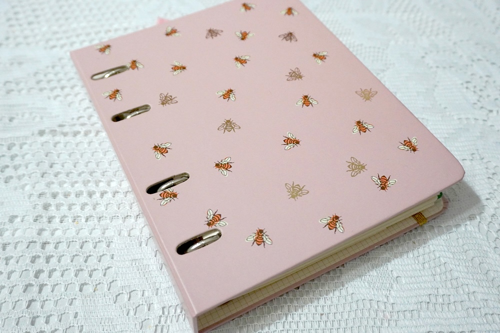 Projeto Cadernos Compartilhados | Vida Minimalista por Camile Carvalho - Caderno Criativo Cicero Papelaria Projeto Cadernos Compartilhados | Vida Minimalista por Camile Carvalho - Caderno Criativo Cicero Papelaria